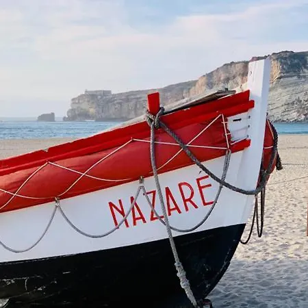 Ocean Getaway - no coração do Carnaval da Nazaré