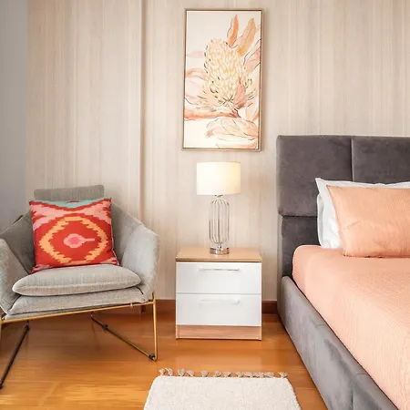 Ocean Getaway - Private Parking In The Center Of Nazare Apartman *