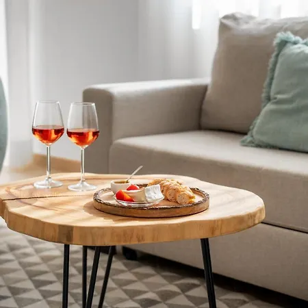 Ocean Getaway - Private Parking In The Center Of Nazare Apartman *